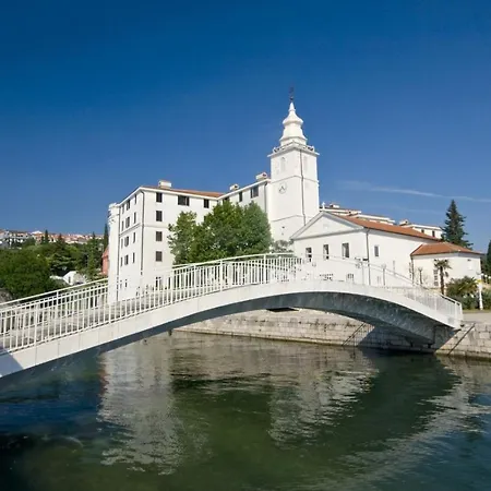 Studio In With Sea View, Terrace, Air Conditioning, Wifi 4626-6 * Crikvenica