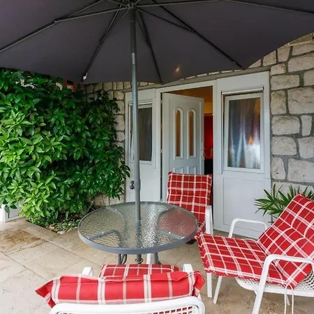 Studio In With Sea View, Terrace, Air Conditioning, Wifi 4626-6 * Crikvenica