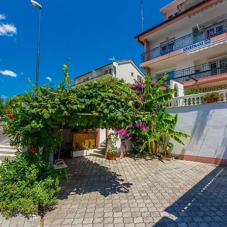 Studio In With Sea View, Terrace, Air Conditioning, Wifi 4626-6 Apartment Crikvenica